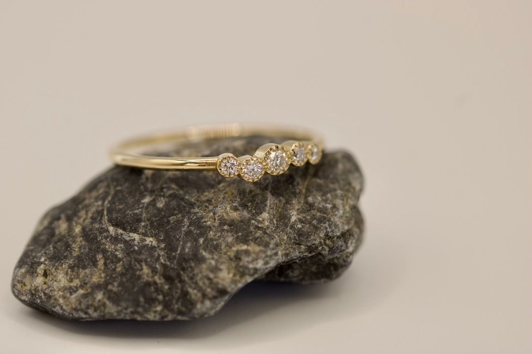 Lydia Ring - Stackable 5 Diamond Ring