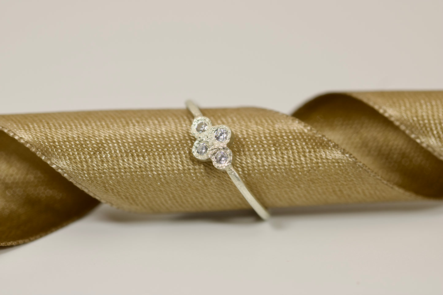 Jasmin Ring - 4 Diamond Gold Ring