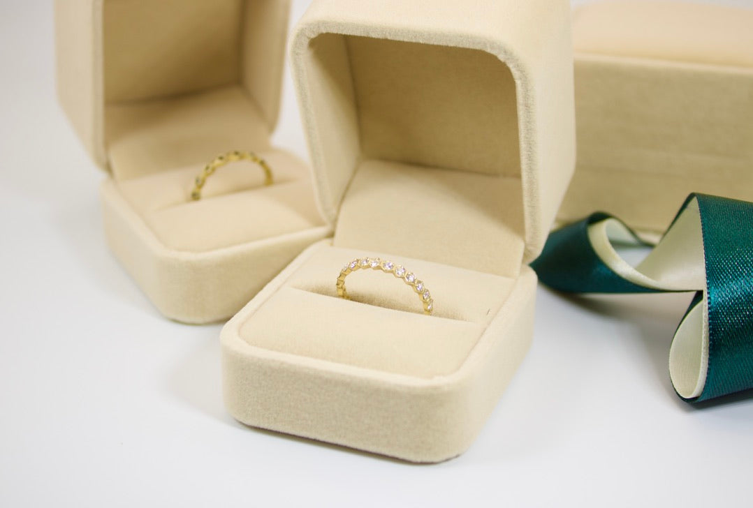 Sophia Ring - Stackable Honeycomb Gold Diamond Eternity Band