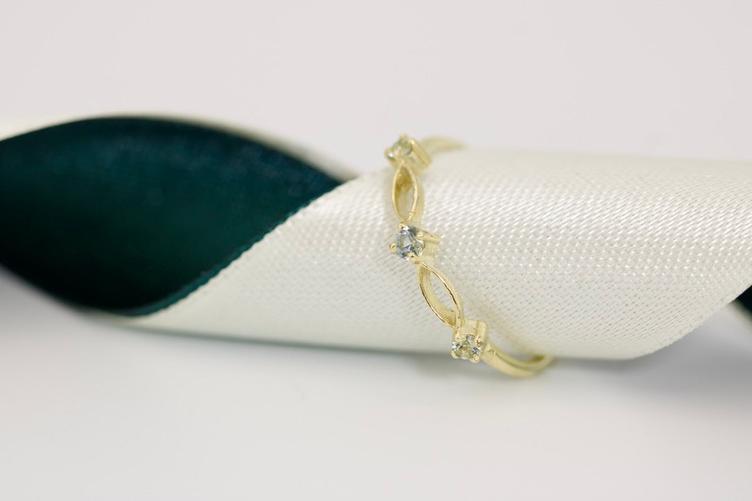 Chloe Ring - Montana Sapphire Stackable Gold Ring