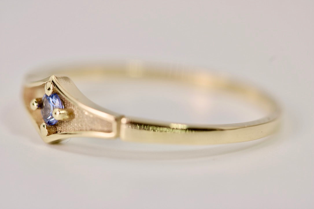 Delilah Ring - Blue Sapphire Geometric Gold Ring
