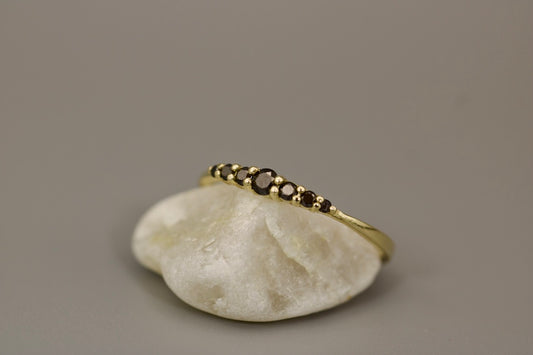 Christina Ring - 7 Black Diamonds Stackable Gold Ring