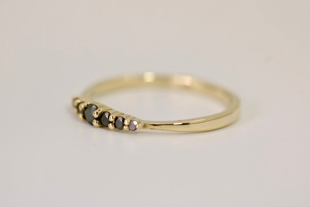 Christina Ring - 7 Black Diamonds Stackable Gold Ring