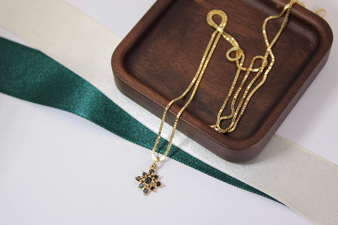 Fiona Pendant - Black Diamond Flower Pendant