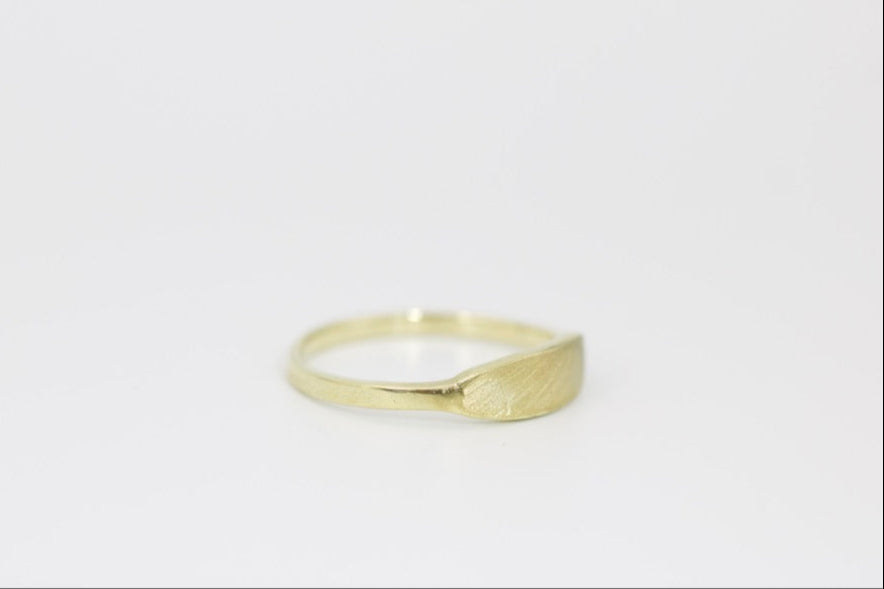 Mikaela Ring - Simple Gold Band