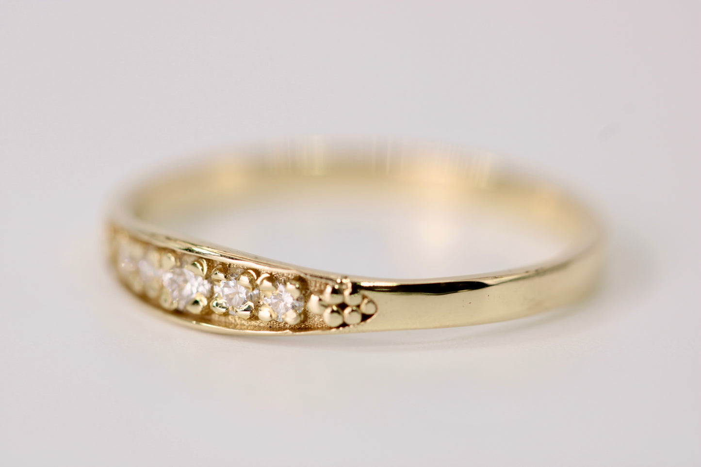 Rose Ring - 5 Diamond Gold Band