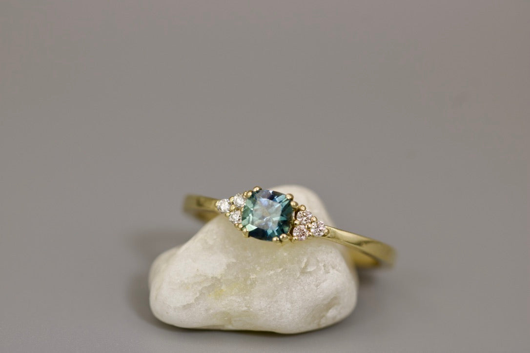 Eva Ring - Montana Sapphire Gold Ring with Accent Diamonds