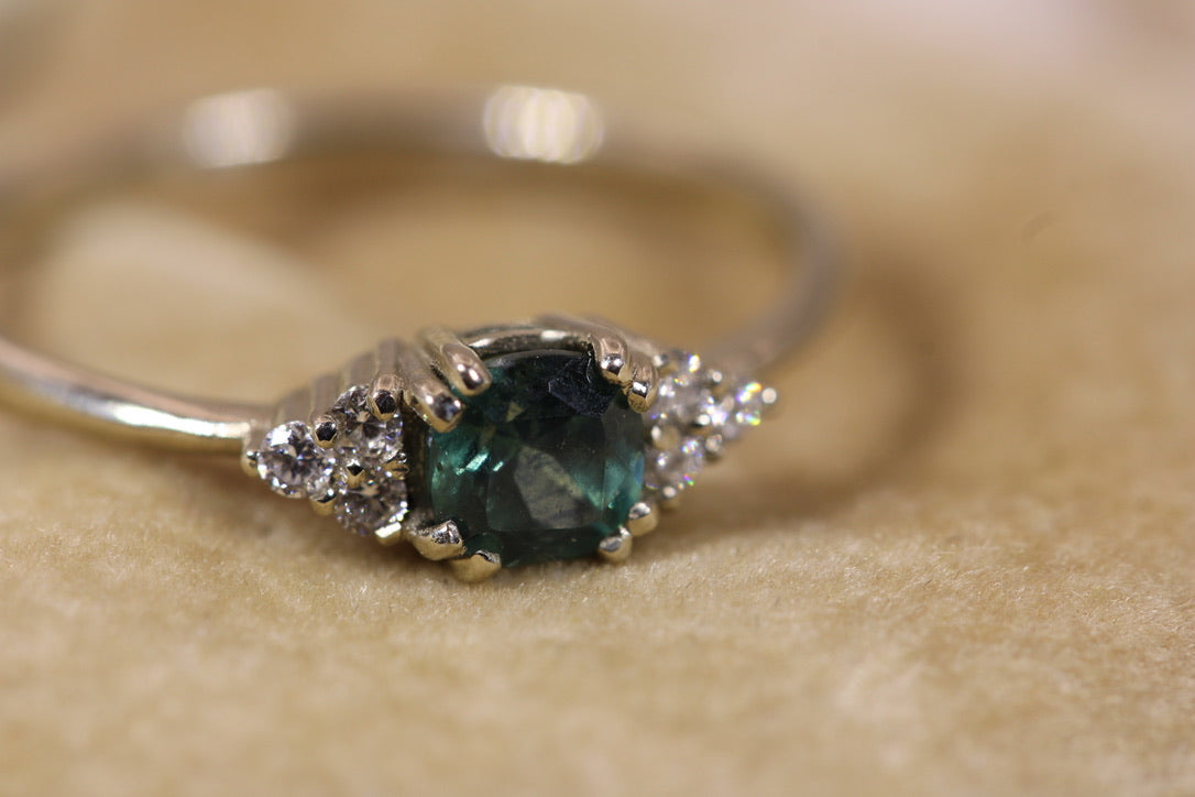 Eva Ring - Montana Sapphire Gold Ring with Accent Diamonds