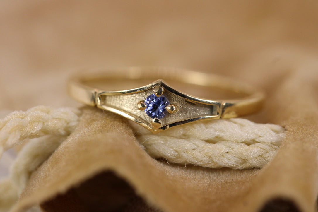 Delilah Ring - Blue Sapphire Geometric Gold Ring