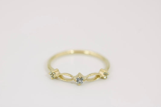 Chloe Ring - Montana Sapphire Stackable Gold Ring